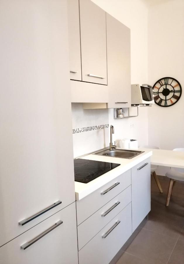 Charming & Spacious Florentine Home Just Two Mins From Tram Stop Флоренция Экстерьер фото
